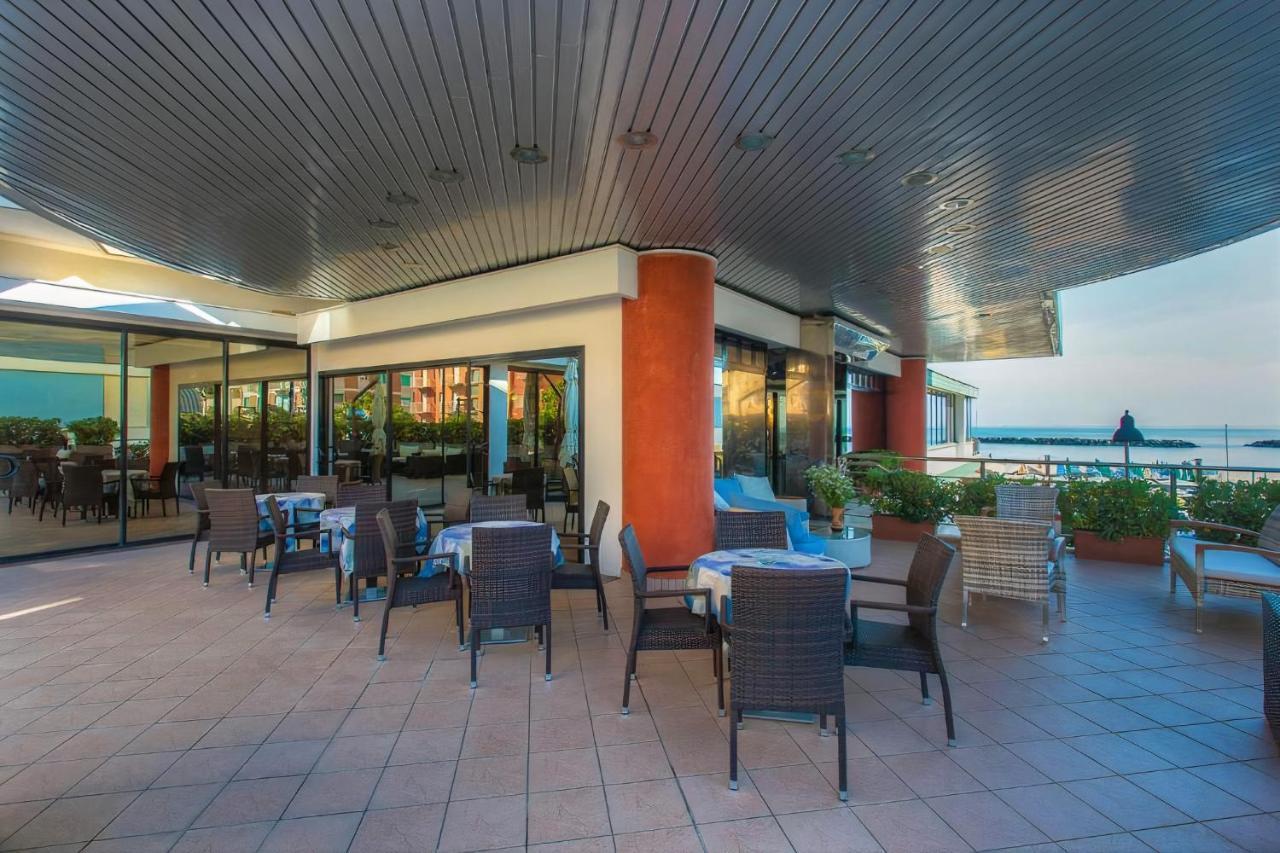 Royal-spiaggia 3*